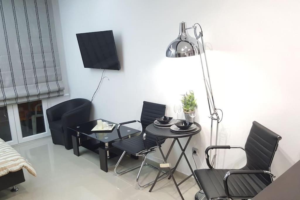 Modern Office Apartment.Wifi,2A/C,Luxury Fur/Tures Θεσσαλονίκη Εξωτερικό φωτογραφία